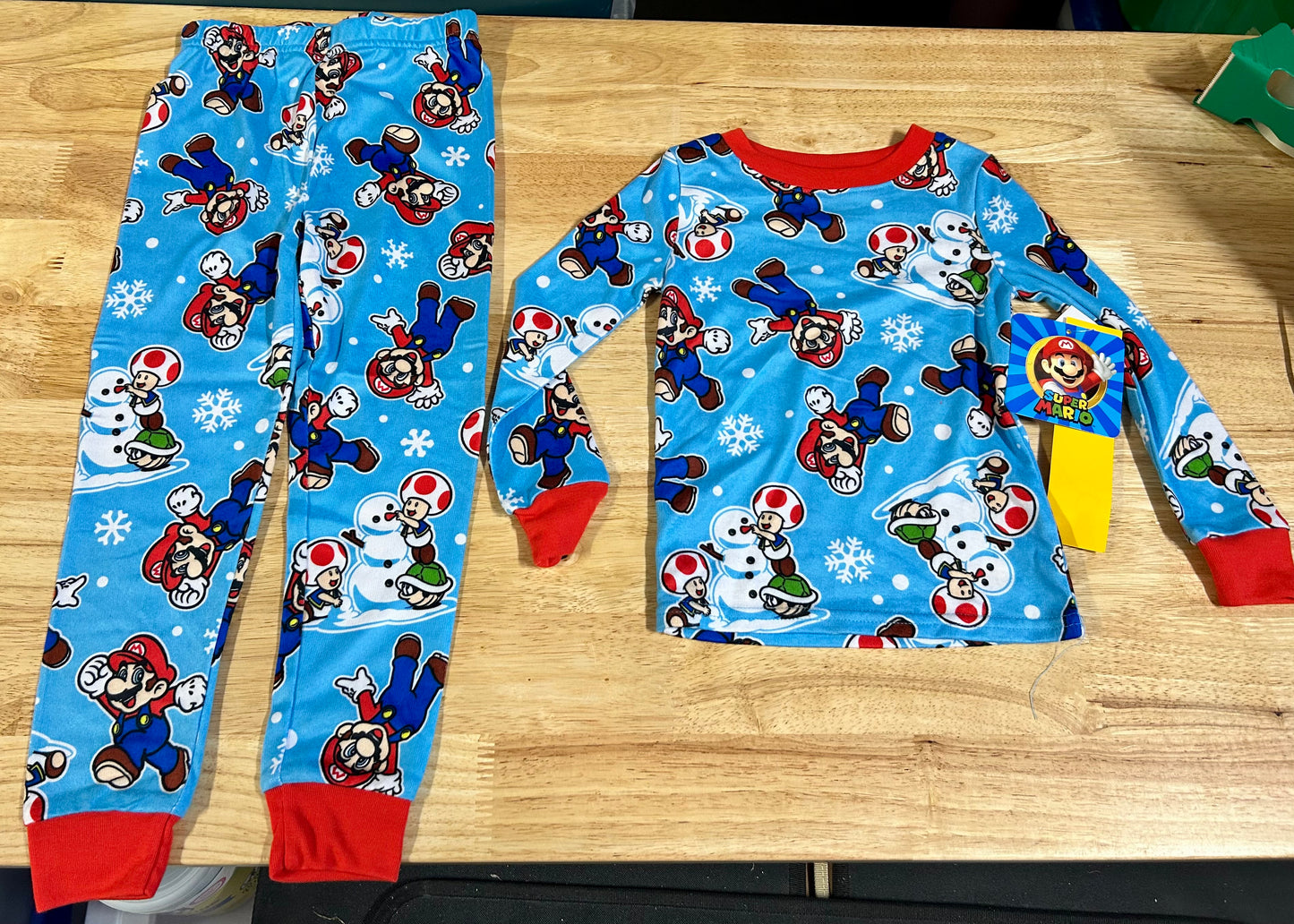 Super Mario Boys Snug Fit Long Sleeve Top and Sleep Pants, 2-Piece Pajama Set Size-4 23632