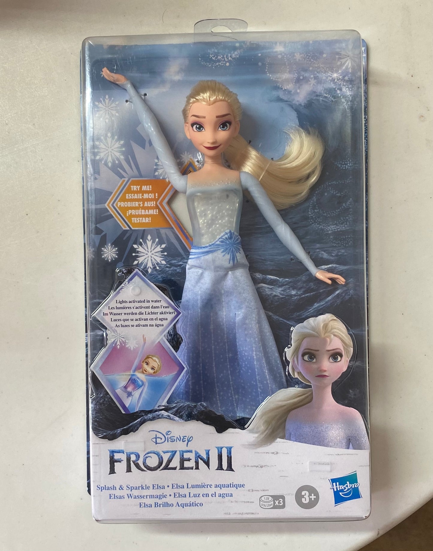 Disney Frozen 2 Splash & Sparkle Elsa Doll 777433