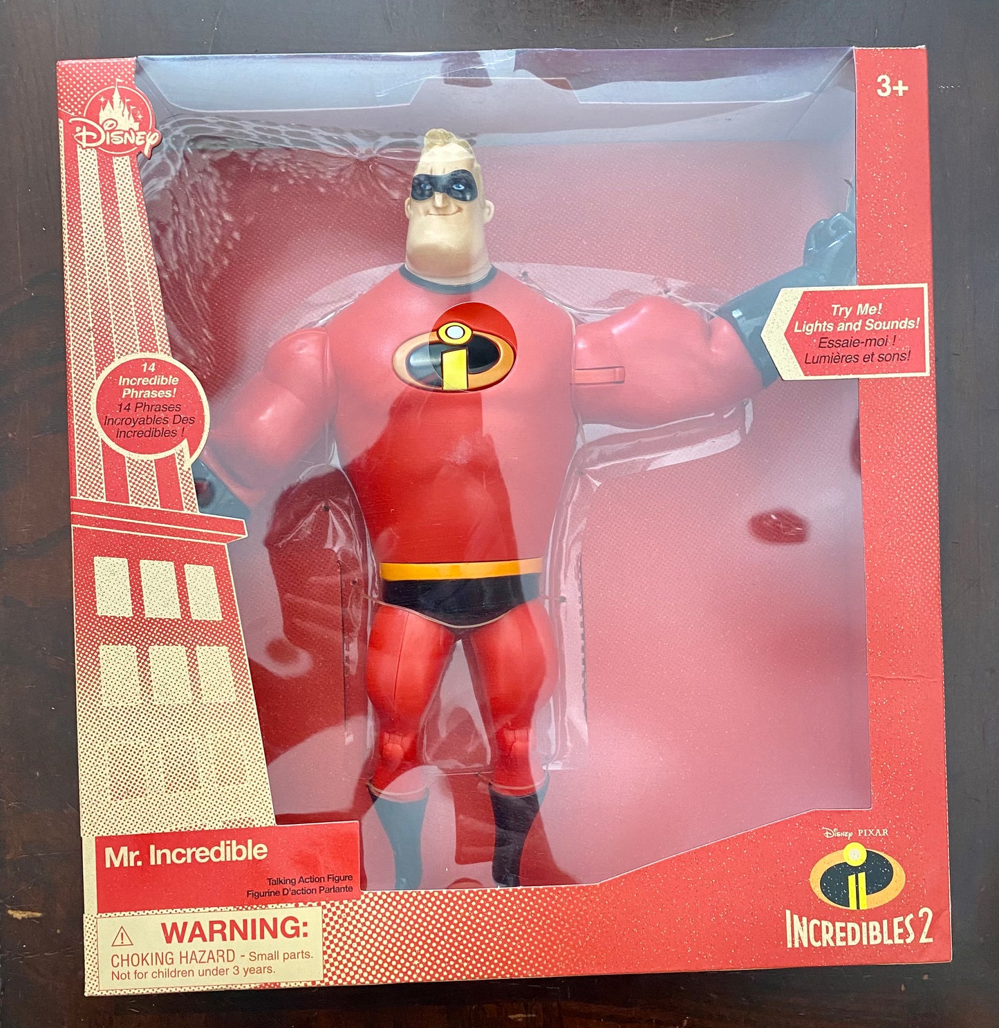Disney Store The Incredibles 2 Mr. Incredible Light-Up Talking Action Figure