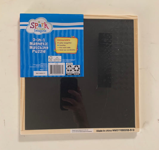 Spark Create Imagine 2-In-1 Magnetic Matching Puzzle