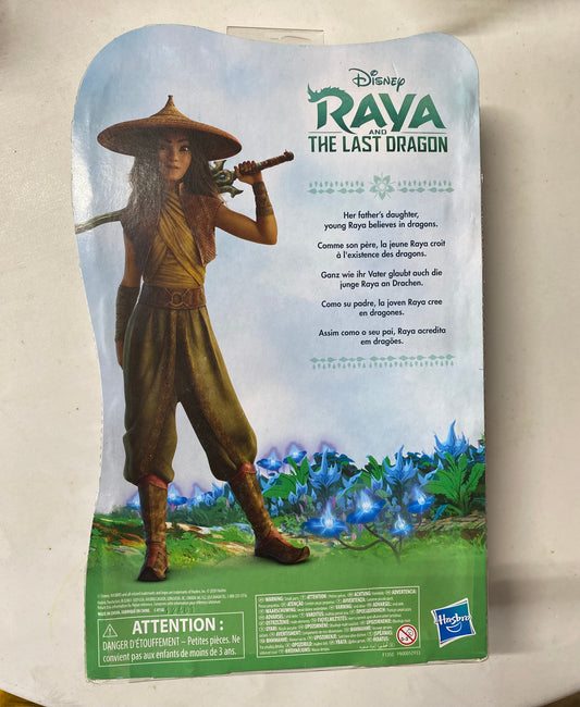 Raya and the Last Dragon Young Raya & Chief Benja Figures 769919E